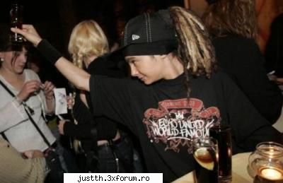 Hai sa punem poze super cu tommy - hai noroc!=))=D - just love 4 Tom