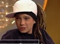 Hai sa punem poze super cu tommy - saraq d el e supy - just love 4 Tom
