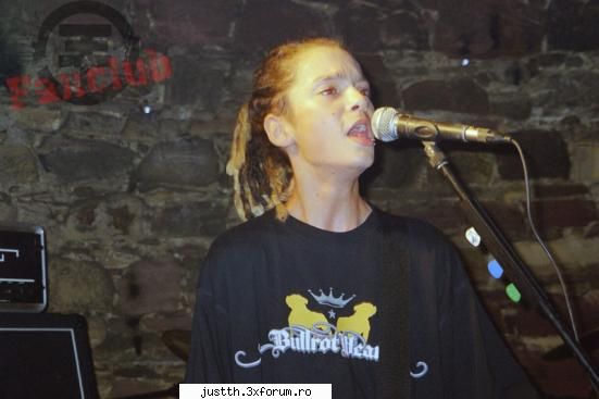 Hai sa punem poze super cu tommy - de mic era aja sweeeeetyyy =D - just love 4 Tom