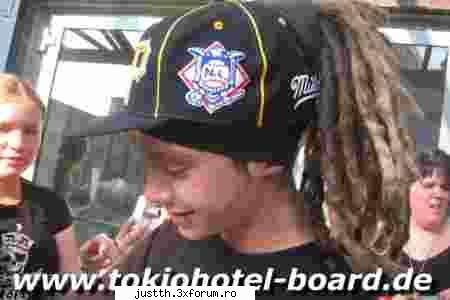 Hai sa punem poze super cu tommy - Alexutzy - just love 4 Tom