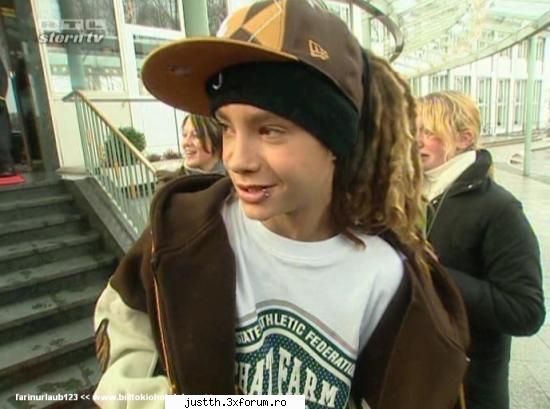 Hai sa punem poze super cu tommy - Alexutzy - just love 4 Tom