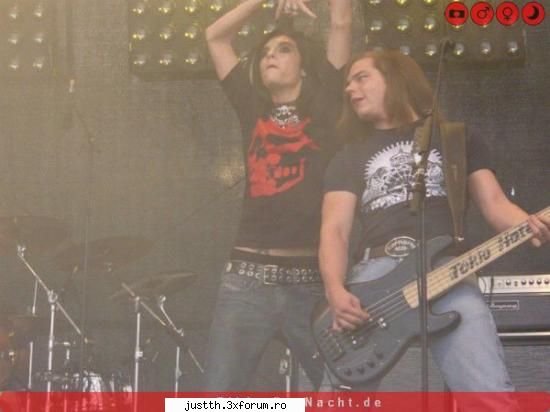 marpha e!!!!!!! bill are un nou tatuaj!!