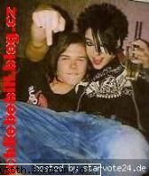 ink un deget pt anti-fani .e mana lu ` georg . forum nou