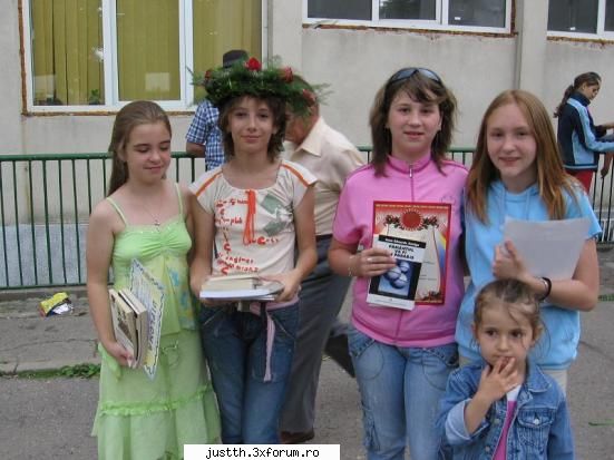sa ne qnoastem-->>poze q noi - vretzi o poza k mn??uitatzi..yoi sunt cea in - my forum